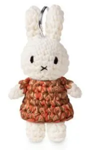 ミッフィー キーホルダー あみぐるみ 王家のシルクドレス カープ・スキル博物館 公式コラボ ジャストダッチ JUST DUTCH miffy レース シルク ハンドメイド ぬいぐるみ キーリング バッグチャーム 大人 グッズ 北欧 オランダ 贈り物 ギフト プレゼント