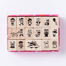 Load image into Gallery viewer, IROHA いろは出版 スタンプ ・ AIUEOSTAMP チビ AIUEO スタンプ台 オーダー キャラクター かわいい 手帳 印鑑 ハンコ スケジュール帳 手帳のタイムキーパー :4560486581319
