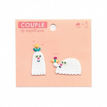 Load image into Gallery viewer, IROHA いろは出版 シール ・ AIUEOAPPLIQUECOUPLEAQCP-06 OBAKE combi アップリケ ワッペン 刺繍 シール帳 福袋 丸 おしゃれ アルバム デコレーション ハート 大量 ステッカー スマホ ごほうび 花 かわいい スケジュール帳 手帳の :4560486592360