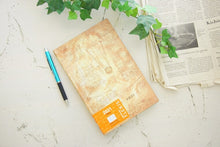 Load image into Gallery viewer, 【30%OFF・期間限定】 PAPERBLANKS ペーパーブランクス 2021年1月始まり 手帳 週間セパレート式(ホリゾンタル) B6 Flexis マキシ 英語版 ホライゾンタル ダ・ヴィンチ 月光と陽光 大人かわいい おしゃれ 可愛い キャラクター 手帳カバー ス :4571491698411