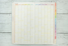 Load image into Gallery viewer, 【廃版商品数量限定】 KUTSUWA クツワ 手帳カバー B6 カラーインデックス手帳 スリム 薄型 2022年発売廃版 数量限定 手帳カバーとしてお使いください 訳あり商品 スケジュール帳 手帳のタイムキーパー :4901478174208