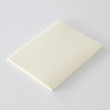 Load image into Gallery viewer, 26年○MDノートダイアリー<A4変形判>薄型 ミドリ(MIDORI) DESIGNPHIL :4902805224079