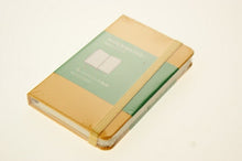 Load image into Gallery viewer, 【30%OFF・訳アリ廃版商品、一部日焼け跡あり。】 MOLESKINE モレスキン(モールスキン) ノート B7 XSノ-トブックプレ-ン/オレンジイエロ- 【廃版商品数量限定】 廃版 数量限定 訳あり商品 エシカル エコ :978486373246