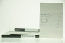 Load image into Gallery viewer, 【10%OFF・期間限定】 MOLESKINE モレスキン(モールスキン) ノート A5 ヴォラン プレーン / L 連絡帳 自由帳 方眼 横罫 a5 b5 b6 かわいい スケジュール帳 手帳のタイムキーパー :9784863734654
