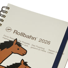 Load image into Gallery viewer, ﾛﾙﾊﾞｰﾝ ﾀﾞｲｱﾘｰ 2026 DELFONICS ﾃﾞﾙﾌｫﾆｯｸｽ 2025年 10月始まり 手帳 月間式(ﾌﾞﾛｯｸ) B6 ﾛｸﾞﾁｬｰﾄ L ｻｲｽﾞ 無地 ﾎﾟﾆｰ ｱﾆﾏﾙ ﾘﾝｸﾞ ｺﾞﾑﾊﾞﾝﾄﾞ付き おしゃれ 大人かわいい  ｽｹｼﾞｭｰﾙ帳 手帳の :4516085311413
