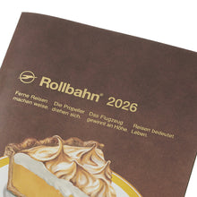 Load image into Gallery viewer, DELFONICS ﾃﾞﾙﾌｫﾆｯｸｽ 2026 2025年 10月始まり 手帳 月間式(ﾌﾞﾛｯｸ) A6 ﾛﾙﾊﾞｰﾝ ﾉｰﾄﾀﾞｲｱﾘｰ 無地 ﾄﾞﾛｯﾌﾟ ｱﾒﾘｶﾝｽｲｰﾂ 薄い 軽い ﾎﾁｷｽ綴じ ｼﾝﾌﾟﾙ 大人かわいい おしゃれ  ｽｹｼﾞｭｰﾙ帳 :4516085147692
