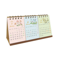 Load image into Gallery viewer, 26 Months Desktop Calendar (Flower): 4510180570652

