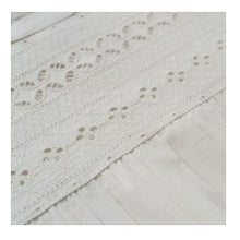 Load image into Gallery viewer, ﾌﾛﾝﾄﾖｰｸｼﾌﾘｰ刺繍ﾌﾞﾗｳｽ ｵﾌﾎﾜｲﾄ M～L ｻｲｽﾞ :4528653699625
