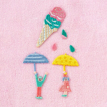Load image into Gallery viewer, IROHA いろは出版 ｼｰﾙ ･ AIUEOAPPLIQUECOUPLEAQCP-07umbrella ｱｯﾌﾟﾘｹ ﾜｯﾍﾟﾝ 刺繍 ｼｰﾙ帳 福袋 ｽｹｼﾞｭｰﾙ ﾃﾞｺ ｽﾃｯｶｰ ﾀﾞｲｱﾘｰ ごほうび 花 ｱﾙﾌｧﾍﾞｯﾄ  ｽｹｼﾞｭｰﾙ帳 手帳のﾀｲﾑｷｰﾊﾟｰ :4560486592377
