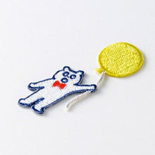 Load image into Gallery viewer, IROHA いろは出版 ｼｰﾙ ･ AIUEOAPPLIQUEAIUEOSTARSAQAS-11 KUMA balloon ｱｯﾌﾟﾘｹ ﾜｯﾍﾟﾝ 刺繍 ｼｰﾙ帳 福袋 ｽｹｼﾞｭｰﾙ ﾃﾞｺ ｽﾃｯｶｰ ﾀﾞｲｱﾘｰ ごほうび 花 ｱﾙﾌｧﾍﾞｯﾄ  ｽｹｼﾞｭｰﾙ帳 手帳のﾀｲﾑｷｰ :4560486599147
