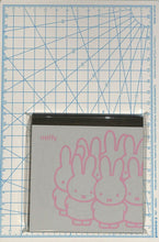 画像をギャラリービューアに読み込む, Green Flash　ミッフィー miffy メモパッド・スクエア　ｸﾞﾚｰ　集合　集まれ かわいい おもしろ 伝言 ふせん  ｽｹｼﾞｭｰﾙ帳 手帳のﾀｲﾑｷｰﾊﾟｰ　　ｸﾞﾘｰﾝﾌﾗｯｼｭ :4570057743985
