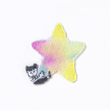 Load image into Gallery viewer, IROHA いろは出版 ｼｰﾙ ･ AIUEOAPPLIQUEAIUEOSTARSAQAS-19 CHIBI しゃぼん-S ｱｯﾌﾟﾘｹ ﾜｯﾍﾟﾝ 刺繍 ｼｰﾙ帳 福袋 ｽｹｼﾞｭｰﾙ ﾃﾞｺ ｽﾃｯｶｰ ﾀﾞｲｱﾘｰ ごほうび 花 ｱﾙﾌｧﾍﾞｯﾄ  ｽｹｼﾞｭｰﾙ帳 手帳のﾀｲﾑｷｰ :4573468145683
