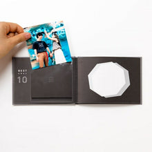 Load image into Gallery viewer, IROHA いろは出版 手帳ｶﾊﾞｰ ･ presentbook ﾌﾟﾚｾﾞﾝﾄﾌﾞｯｸ BESTshot10BST10-01white  ｽｹｼﾞｭｰﾙ帳 手帳のﾀｲﾑｷｰﾊﾟｰ :4573468158669
