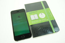 Load image into Gallery viewer, 30%OFF・訳アリ廃版商品、一部日焼け跡あり。MOLESKINE ﾓﾚｽｷﾝ(ﾓｰﾙｽｷﾝ)　A6　a6ｽｹｼﾞｭｰﾙ帳 手帳のﾀｲﾑｷｰﾊﾟｰ　 【廃版商品数量限定】　廃版 数量限定 訳あり商品　ｴｼｶﾙ　ｴｺ :4580295862843
