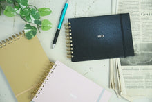 Load image into Gallery viewer, [3% OFF - Limited Time Offer] LABCLIP Lab Clip January 2021 Start (December 2020 Start) Planner Weekly Vertical A6 A6V/Sketch Adult Cute Stylish Adorable Character Planner Cover Schedule Book Planner Timekeeper :4582354963690
