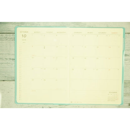 【50%OFF・期間限定】 EL COMMUN ｴﾙｺﾐｭｰﾝ 2022年4月始まり 手帳 月間式(月間ﾌﾞﾛｯｸ) B6 Medjed Papyrus Bastet MATOKA ﾏﾄｶ 大人かわいい おしゃれ 可愛い ｻｲｽﾞ ｽｹｼﾞｭｰﾙ帳 手帳のﾀｲﾑｷｰﾊﾟｰ :4589954869506