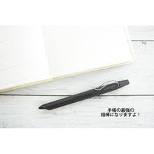 画像をギャラリービューアに読み込む, ＃3色ボールペン ＃筆記具(ボールペン) --- : 3 color ballpoint pen Writing instrument (ballpoint pen) :4902778270844
