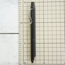 画像をギャラリービューアに読み込む, ＃3色ボールペン ＃筆記具(ボールペン) --- : 3 color ballpoint pen Writing instrument (ballpoint pen) :4902778270844
