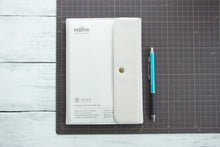 Load image into Gallery viewer, [20% OFF - Limited Time Offer] [Mail便 Shipping Included] HIGHTIDE 2023 Planner - Starts January 2023 / December 2022 - Weekly Vertical B6 Nahe Diary Refill - Cute &amp; Stylish - Character Design - Planner Cover: 4988342888301
