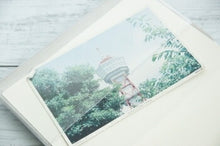 Load image into Gallery viewer, [20% OFF - Limited Time Offer] [Mail便 Shipping Included] HIGHTIDE 2023 Planner - Starts January 2023 / December 2022 - Weekly Vertical B6 Nahe Diary Refill - Cute &amp; Stylish - Character Design - Planner Cover: 4988342888301
