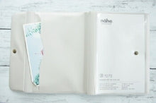 Load image into Gallery viewer, [20% OFF - Limited Time Offer] [Mail便 Shipping Included] HIGHTIDE 2023 Planner - Starts January 2023 / December 2022 - Weekly Vertical B6 Nahe Diary Refill - Cute &amp; Stylish - Character Design - Planner Cover: 4988342888301
