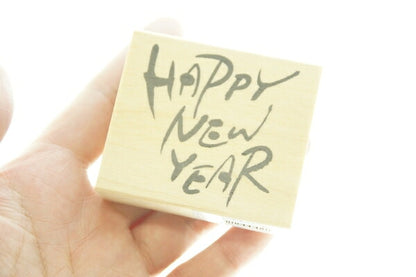 KODOMONOKAO こどものかお ｽﾀﾝﾌﾟ ･ ﾆｭｰｲﾔｰ文字ｽﾀﾝﾌﾟL HAPPY NEW YEAR ｽﾀﾝﾌﾟ台 ｵｰﾀﾞｰ ｷｬﾗｸﾀｰ かわいい 手帳 印鑑 ﾊﾝｺ 年賀状　2019年  ｽｹｼﾞｭｰﾙ帳 手帳のﾀｲﾑｷｰﾊﾟｰ :4990212004216
